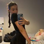 t🪐 - @t.iaevans - Instagram