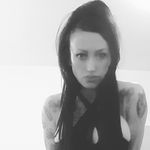 tia shaw - @tiashaw35 - Instagram