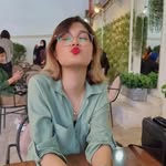 Tia - @tiastillhere - Instagram