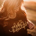 Tiffanie Raye Photography - @tiffanierayephotography - Instagram