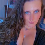 Tiffany Downs - @tiffanyrae1616 - Instagram