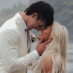 Tiffany Sampson - @tiffsamps - Instagram