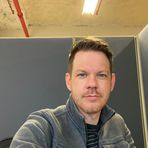 Tim Hutton - Facebook