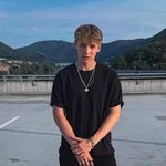 Tomáš Chudoba - @timmy_white_fankluboficial - Instagram