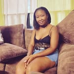 Christina Bees - @chris_tinabees21 - Instagram