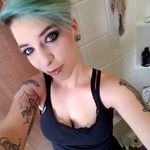 Tina Higgins - @higginstina32 - Instagram