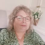 Tina Lakin - Facebook