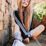 Tina May - @tinamaple2000 - Instagram