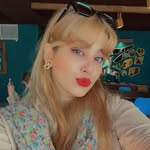 @_tina._.naderiii - Instagram