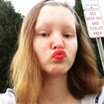 Tina Rowe - @tinarowe5144 - Instagram