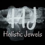Tina Vee - @holistic_jewels - Instagram