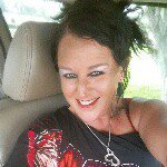 Tina Willson - @boozettesmiles - Instagram