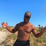 Titus Davis - @titusdavis10 - Instagram