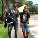 Titus Randle - @y_you_trippin - Instagram
