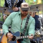 Toby Keith The best country singer - Facebook