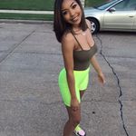 Toi Williams - @she.notme - Instagram
