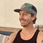 Tom Bosch - @yoga.hike.eat.repeat - Instagram