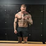 Tom Bunch - @tryingtolookgoodnaked - Instagram