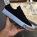 Tom's Converse - @tomsconverseconverse - Instagram