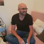 Tom Dumont - @normallife247 - Instagram