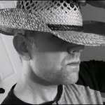 Tom Eggert - @medictommyeggs - Instagram