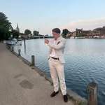 Tom Evans - @tomevxns - Instagram