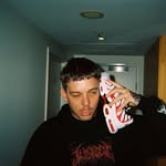 Tom Hedge - @pitknees - Instagram