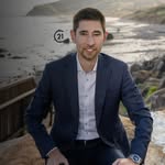 Tom Kneebone - @tomkneebonec21 - Instagram