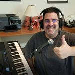 Tom Levine - @tomlevinemusic - Instagram