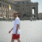 @tomlouis_ - Instagram