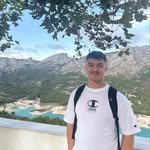 Tom McGinley - @zhentouu - Instagram