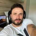 Tom Nicolas - @tomnicolas90 - Instagram