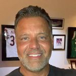 Tom Ramsey - @ginsmyfriend - Instagram