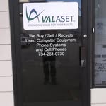 Tom Stroup - @valaset - Instagram