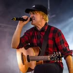 Tom White - @tomwhitetribute - Instagram