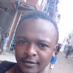 San Tom - Facebook