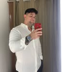 Tomas Jones - @tomasjon98 - Instagram