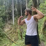 Thomas Stanhope - @tommydoesntlift - Instagram