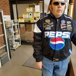 Tommy Knapp jr - @jrtommyknapp - Instagram
