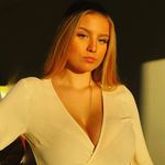 Toni Bowen - @tonibowen50 - Instagram