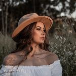 Bruna Toniello - @toniellobruna - Instagram