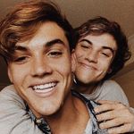 ᴛᴏɴɪ ᴅᴏʟᴀɴ - @laxgrayson - Instagram
