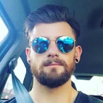Toni Genz - @thenzig87 - Instagram