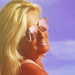 Toni Hogan - @coastaldreamer - Instagram