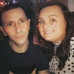 Toni Larkin - @toniloxo - Instagram