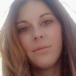 Toni Lloyd - @toni.lloyd.942 - Instagram