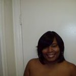 Toni Lloyd - @toni.lloyd.750 - Instagram