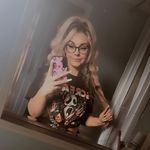 Toni Lloyd - @tonilloydx - Instagram