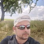 Toni Neumann - Facebook
