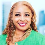 Tora Brown - @funkydivadtla - Instagram